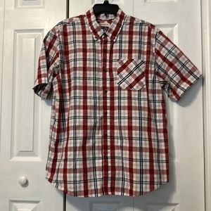 Magellan Outdoors Classic Fit Men’s Button Down Shirt, Size large